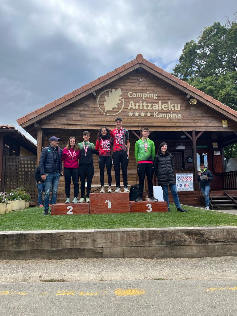 Triatlón Aritzaleku 2023 celebra su XX aniversario con una gran prueba en distancias sprint y super sprint, y una comida de hermandad